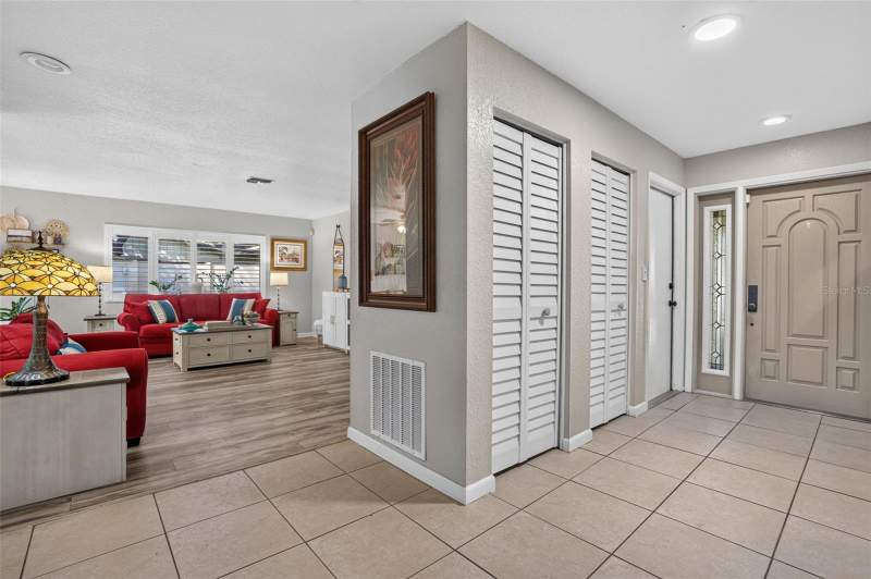 4 bedroom Single Family Residence at 9259 119th Way, Seminole Grove Estates West Add, Seminole — photo 3