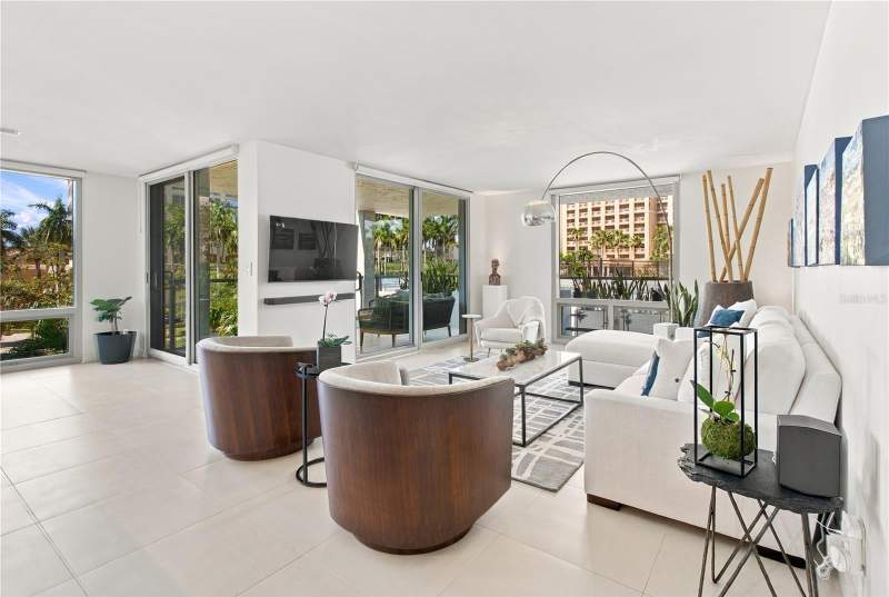 2 bedroom Condominium at 1111 N Gulfstream Avenue #3D, One Watergate, Sarasota — photo 2