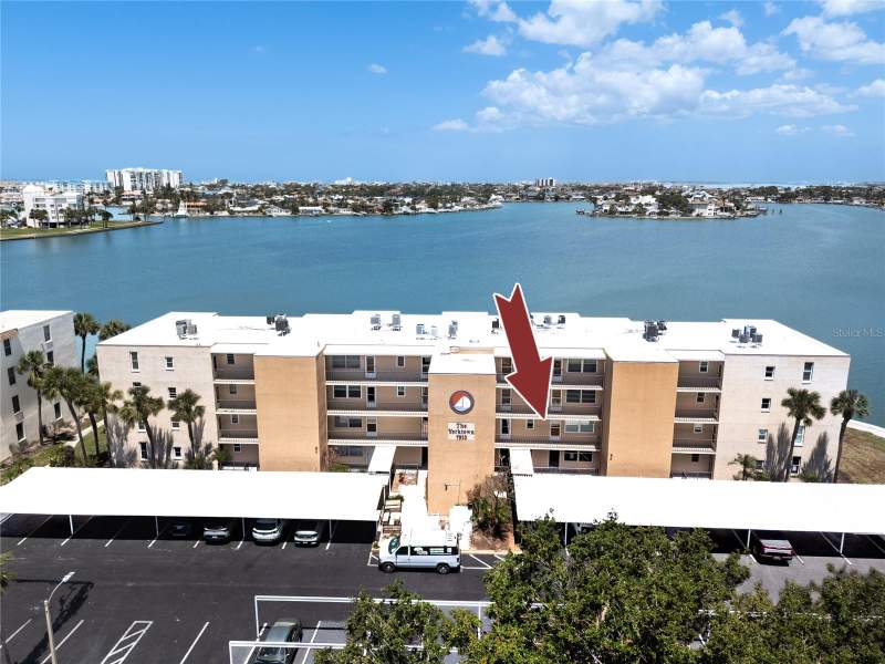 1 bedroom Condominium at 7910 Sun Island Drive #203, Bay Island Group 11, South Pasadena — photo 3