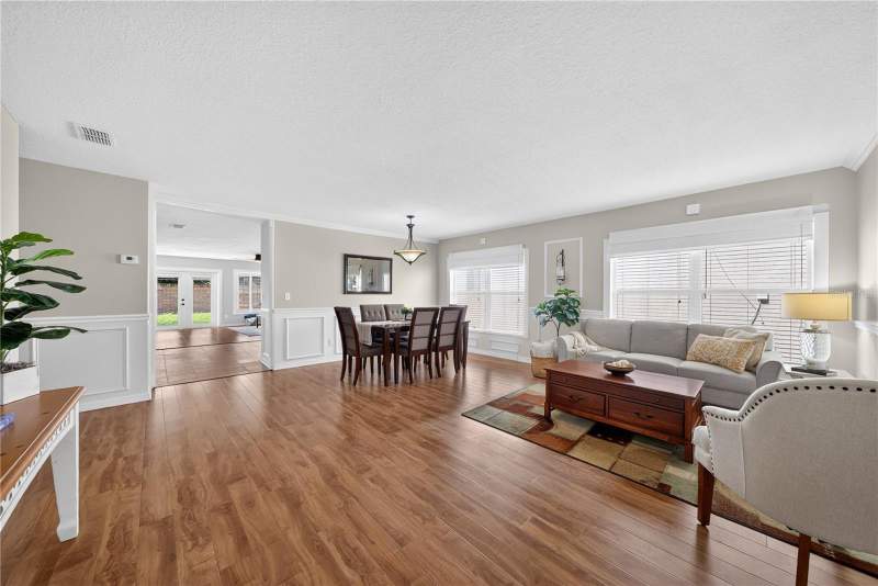 4 bedroom Single Family Residence at 341 Willowbay Ridge Street, Preserve At Lake Monroe Unit 2, Sanford — photo 5