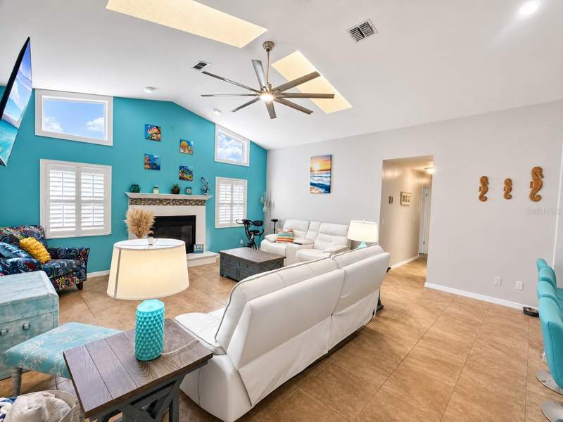 4 bedroom Single Family Residence at 8930 Brooker Drive, River Crossing, New Port Richey — photo 5
