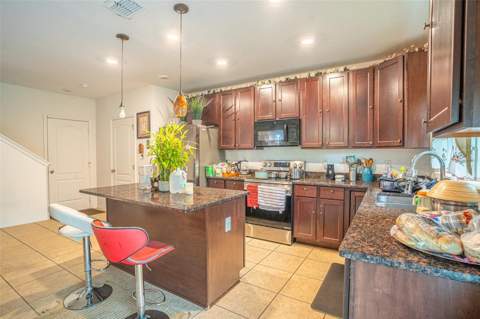 15107 Zenith Avenue, Mascotte FL - photo 8 of 37