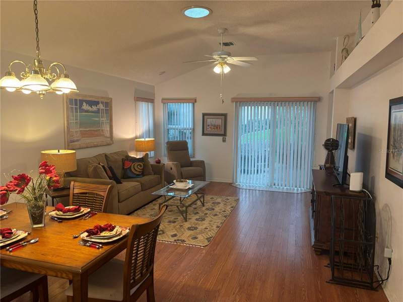 2 bedroom Single Family Residence at 529 Alcazar Court, Lady Lake Orange Blossom Gardens Unit 17A, Lady Lake — photo 2