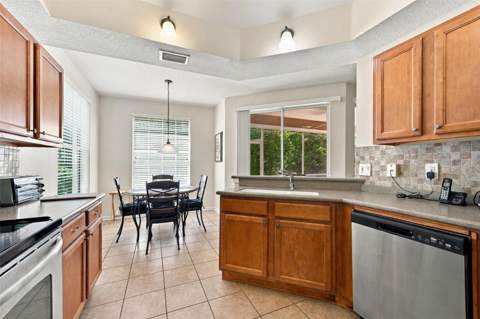 802 Lantern Way #101, Clearwater FL - photo 16 of 40