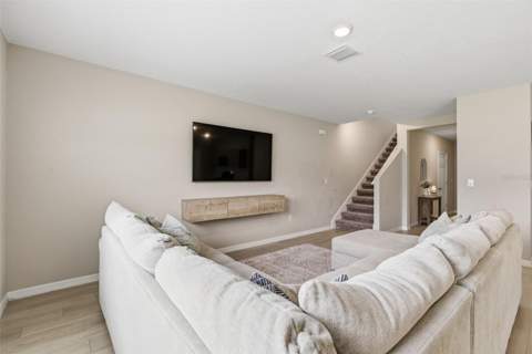 12950 Pasture Woods Place, Lithia FL - photo 6 of 40