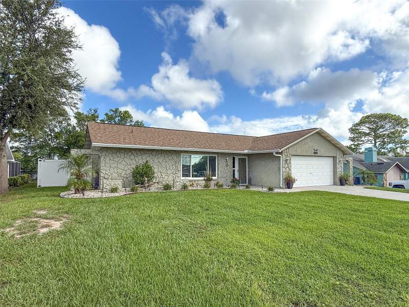 3 bedroom Single Family Residence at 11019 Captain Drive, Spring Hill, Spring Hill — photo 2