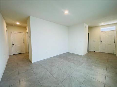 17043 Oval Rum Drive, Wimauma FL - photo 9 of 16