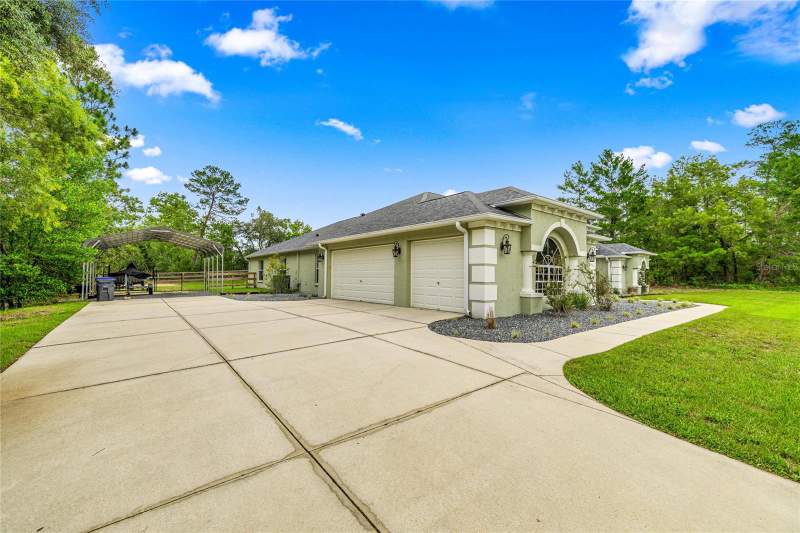 4 bedroom Single Family Residence at 8628 N Iberian Drive, Citrus Springs, Citrus Springs — photo 4