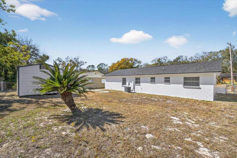 3 bedroom Single Family Residence at 8309 Tupelo Drive, Temple Park Unit 8, Tampa — photo 5