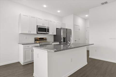 915 Lakefront Village Drive, Clermont FL - photo 6 of 6