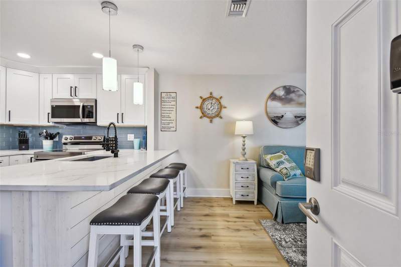 2 bedroom Condominium at 315 Medallion Boulevard #E, Madeira Beach Yacht Club Condo, Madeira Beach — photo 4