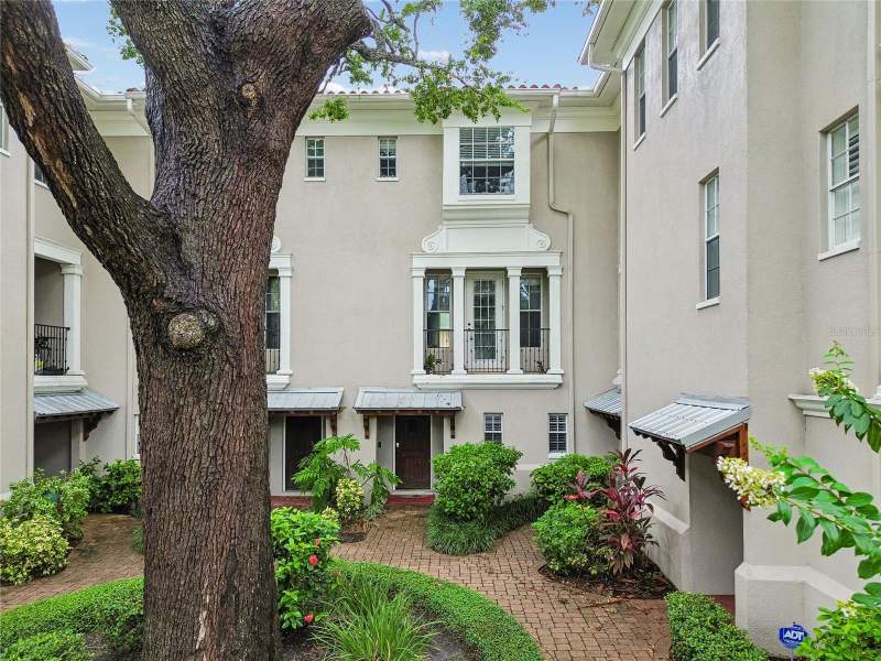 111 S DELAWARE AVENUE #3