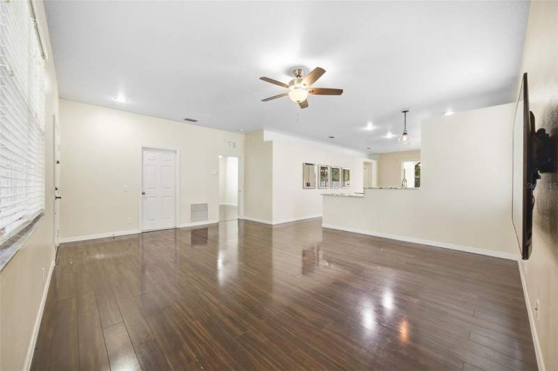 3 bedroom Single Family Residence at 5964 48th Street, Silverlake, Bradenton — photo 5
