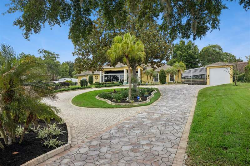 4 bedroom Single Family Residence at 12128 Lakeshore Drive, Na, Clermont — photo 4