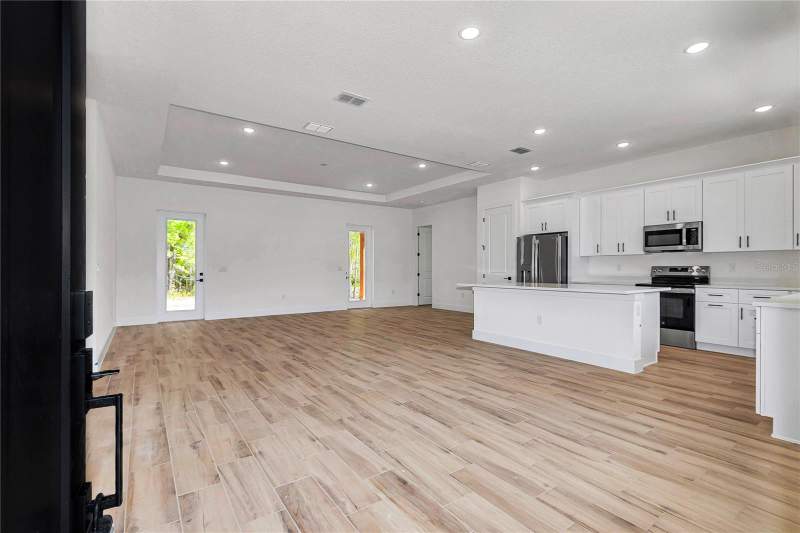 3 bedroom Single Family Residence at 5014 SW 134th Terrace, Rolling Hills Un 05, Ocala — photo 2