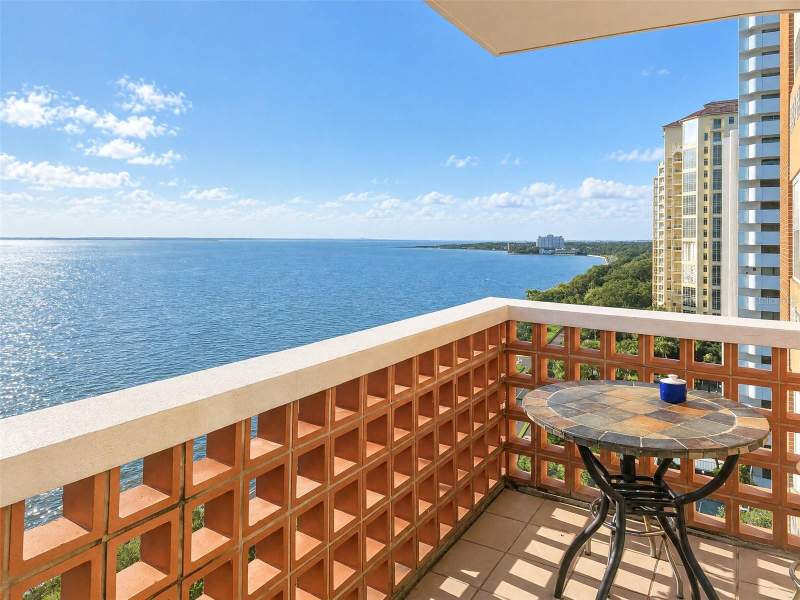 1 bedroom Condominium at 4015 Bayshore Boulevard #11A, Bayshore Towers A Condo, Tampa — photo 2