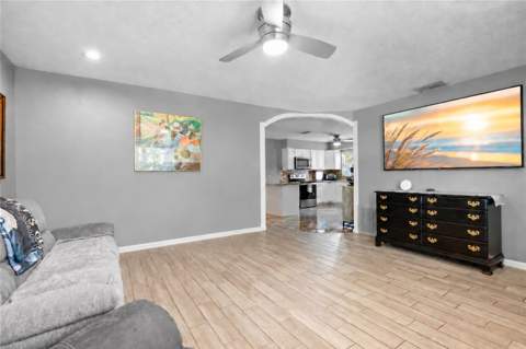 630 6th Avenue, Safety Harbor FL - photo 6 of 6