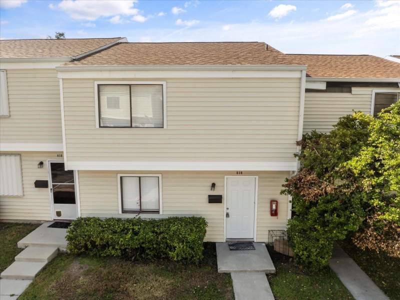 217 DEBORA COURT home for sale in Altamonte Heights