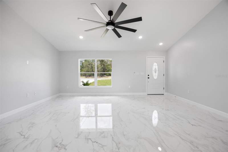 3 bedroom Single Family Residence at 11384 SW 177th Court, Dunnellon Oaks, Dunnellon — photo 4