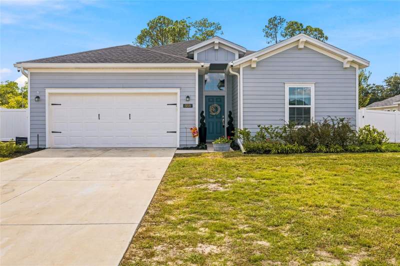 4 bedroom Single Family Residence at 551 NW 4th Place, Country Lane Estates, Williston — photo 2