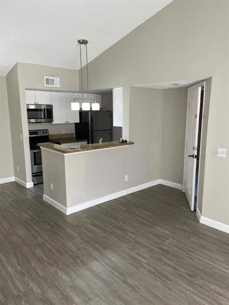 1 bedroom Condominium at 5140 Conroy Road #35, Residences/Millenia, Orlando — photo 2