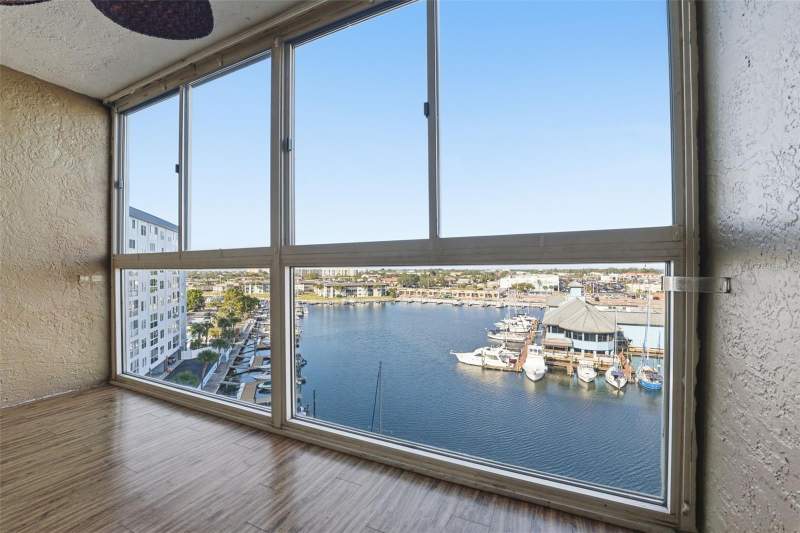 Sea Castle Condo