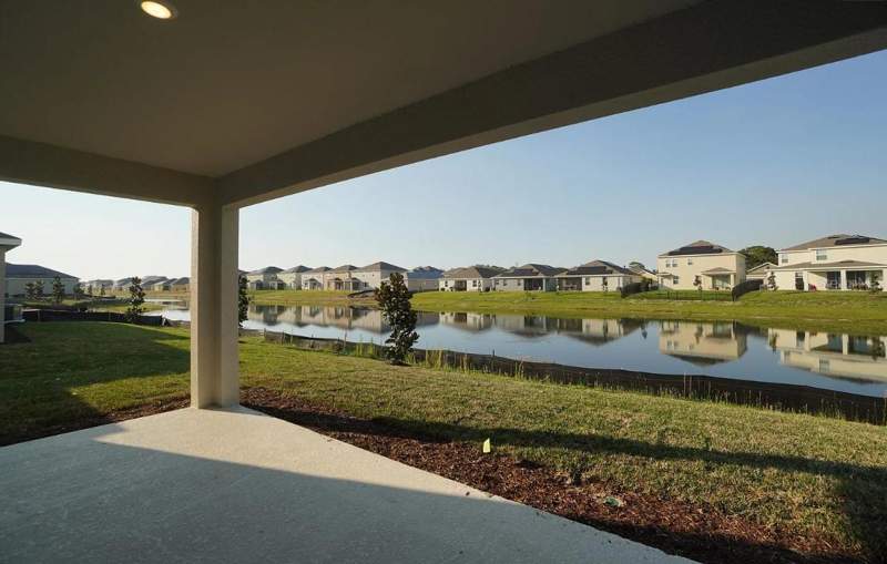 5 bedroom Single Family Residence at 5029 Center Court, Hanover Lakes Ph 4, St Cloud — photo 4