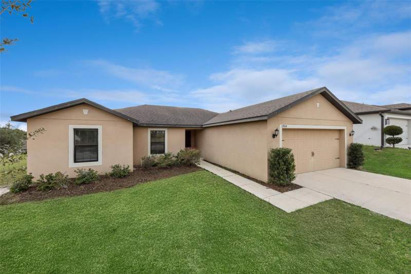 1904 PIEDMONT COURT home for sale in Mascotte Lake Jackson Ridge