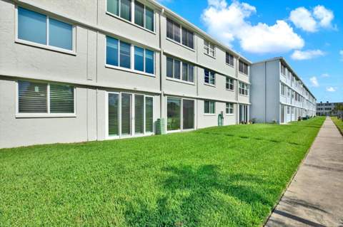 4715 Bay Street #126, St Petersburg FL - photo 14 of 16