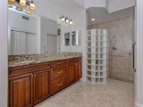 122 Bella Vista Terrace #8A, North Venice FL - photo 20 of 55