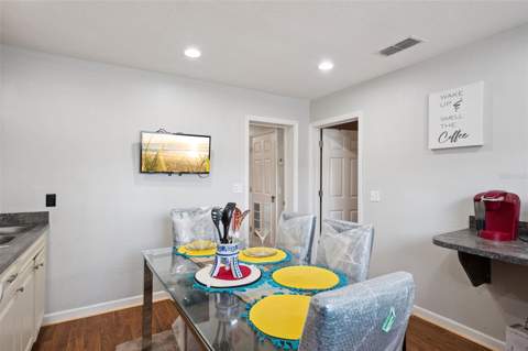 90 N Goldwyn Avenue, Orlando FL - photo 15 of 31