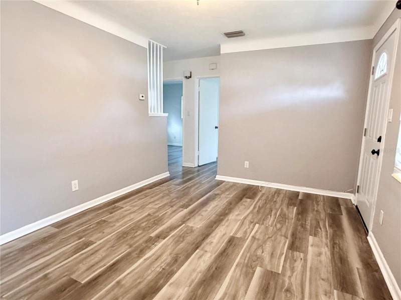 2 bedroom Single Family Residence at 1851 50th Avenue, Moorefield Heights, St Petersburg — photo 4