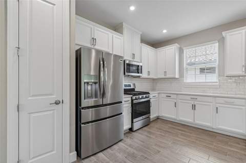 4333 Cairoli Court, Wesley Chapel FL - photo 8 of 99