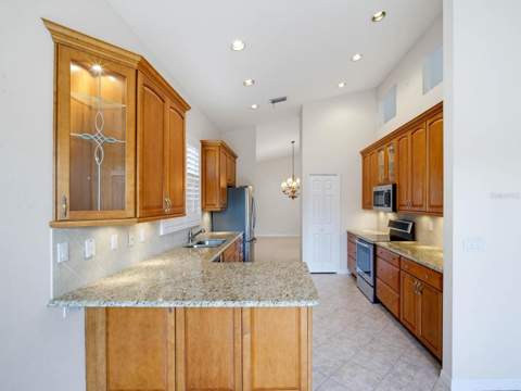 3944 Silk Oak Lane, Palm Harbor FL - photo 23 of 57