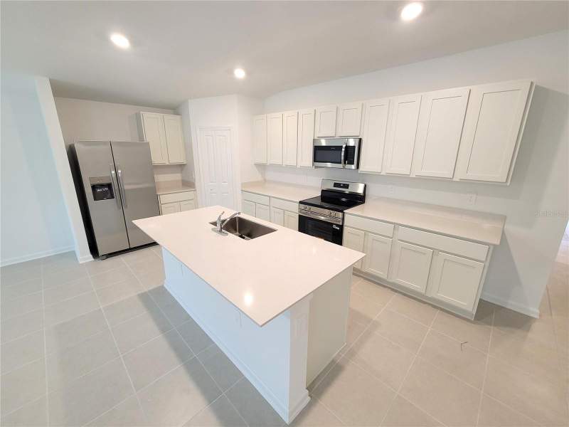 5 bedroom Single Family Residence at 3007 Totem Road, Ranches/Lk McLeod I, Eagle Lake — photo 5