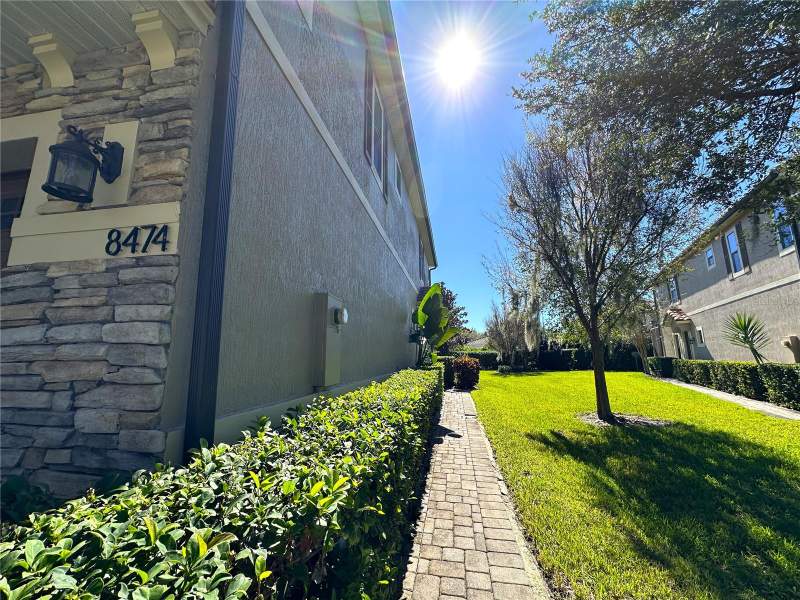 3 bedroom Townhouse at 8474 Kelsall Drive, Eagle Crk Ph 01C-Vlg D, Orlando — photo 2