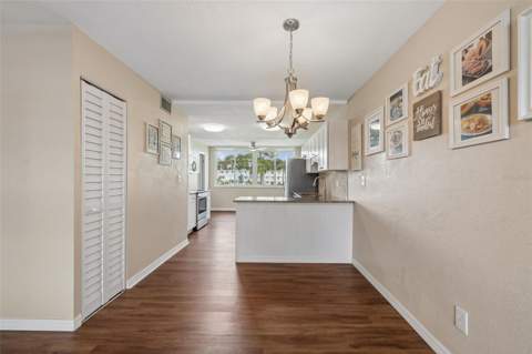 4715 Bay Street #223, St Petersburg FL - photo 7 of 37