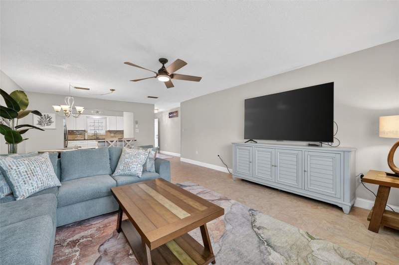 2 bedroom Condominium at 1706 Belleair Forest Drive #220, Belleair Forest, Belleair — photo 4