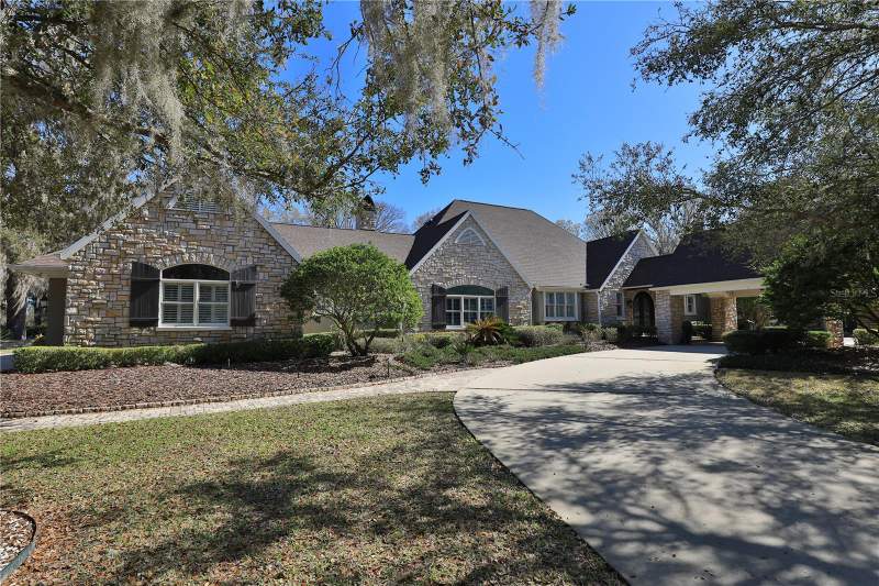 3 bedroom Single Family Residence at 7963 SE 12th Circle, Country Club/Ocala Un 02, Ocala — photo 2