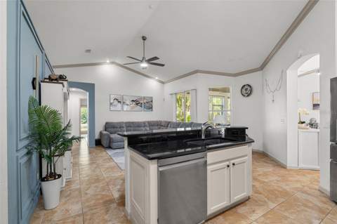 3333 Yonge Avenue #13, Sarasota FL - photo 6 of 6