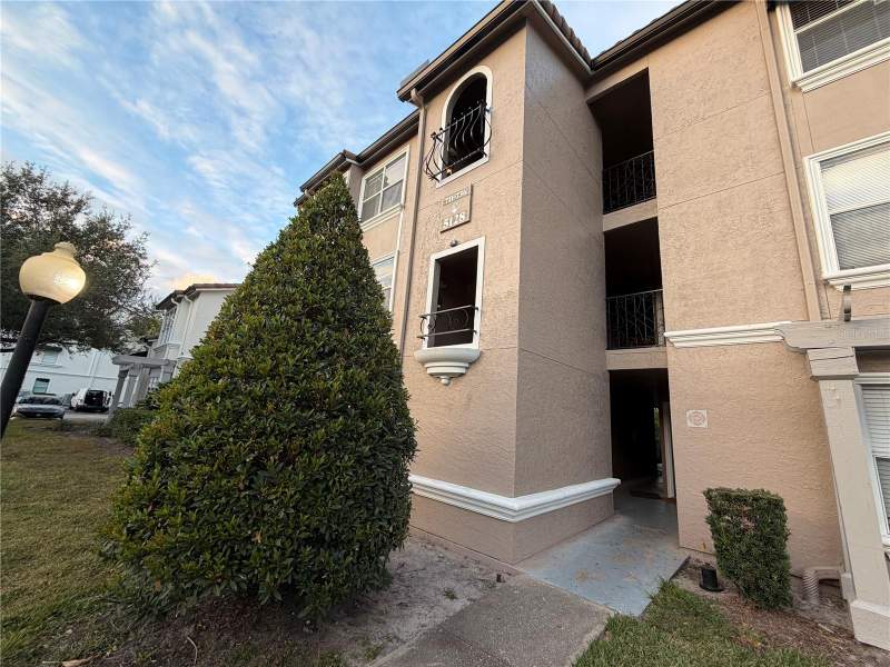 5128 CONROY ROAD #725 home for sale in Residences/Millenia