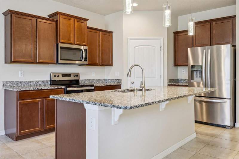 3 bedroom Single Family Residence at 10294 Merrymeeting Bay Drive, Waterleigh Ph 2C-1, Winter Garden — photo 5