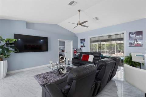 6125 Mariner Boulevard, Spring Hill FL - photo 6 of 6