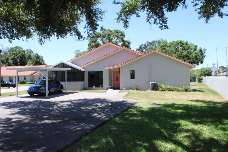2 bedroom Villa at 2288 Citrus Court, Villas Of Lake Arbor, Clearwater — photo 2