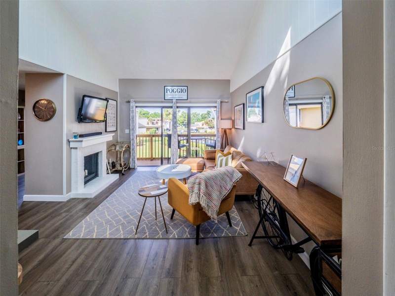 2 bedroom Condominium at 1051 S Highland Street #7E, Bunker Hill Inc. Condominium, Mount Dora — photo 2
