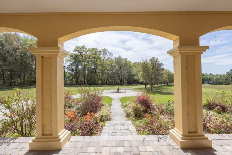 4 bedroom Single Family Residence at 18604 NW 262nd Avenue, Alachua, Alachua — photo 5