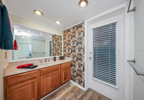 14221 N 82nd Avenue, Seminole FL - photo 23 of 34