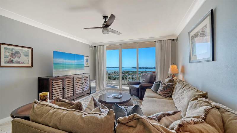 2 bedroom Condominium at 1350 Main Street #1208, 1350 Main Residential, Sarasota — photo 4