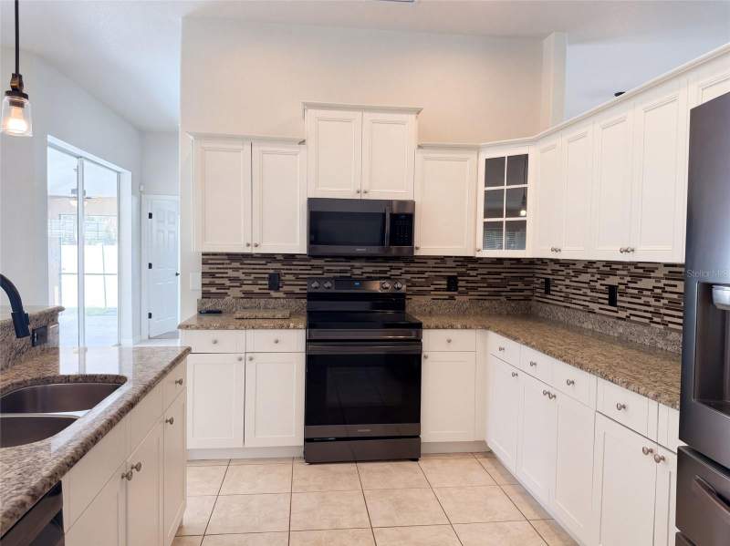 3 bedroom Single Family Residence at 5491 S Cranberry Boulevard, Port Charlotte Sub 02, North Port — photo 2