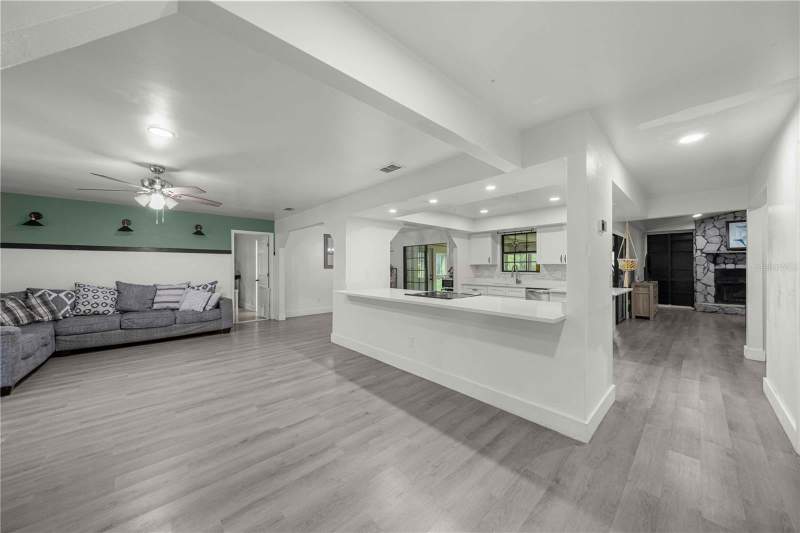 3 bedroom Single Family Residence at 6000 SW 109th Place, Kingsland Country Estate, Ocala — photo 4